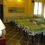 Mignon Posta מלון